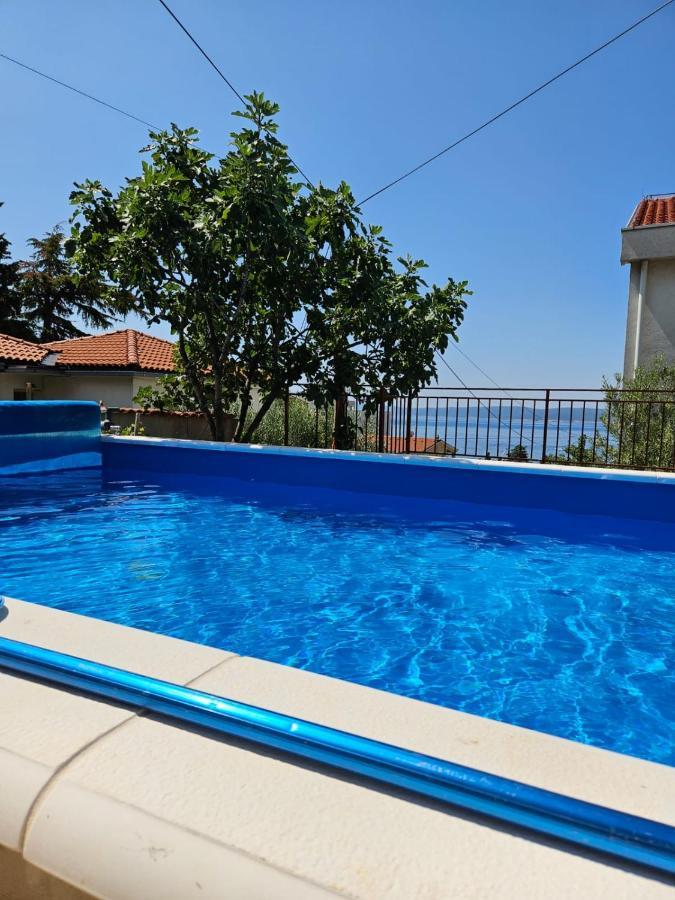 Apartments With Swimming Pool 9X4M Selce Ngoại thất bức ảnh